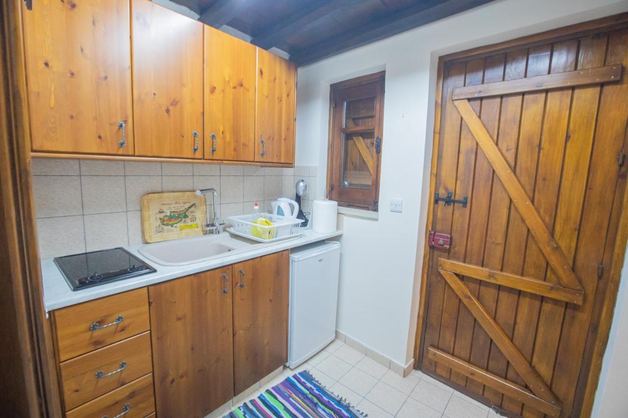 Hostal Iosiphis Stonebuilt House Pano Lefkara Exterior foto